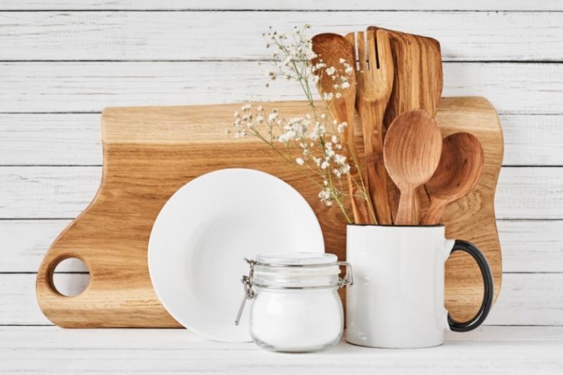 Personalized Kitchen Gifts and Ideas for Everyone on your List
